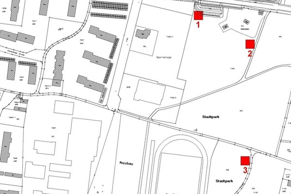 Lageplan mit drei roten Markierungen Lageplan mit drei roten Markierungen