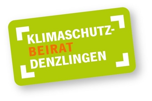 Logo Klimaschutz in wei&szlig;-oranger Schrift auf gr&uuml;nem Hintergrund