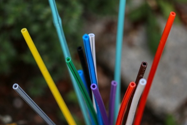 Bunte Kabel f&uuml;r Glasfaser