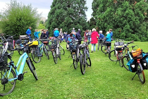 Teilnehmerinnen und Teilnehmer der LiteRadTour - Foto: Mediathek Denzlingen