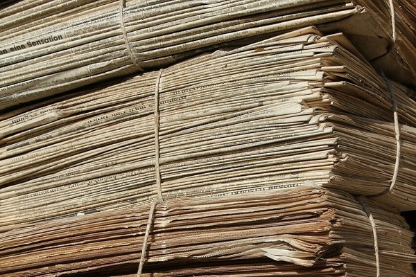 Geb&uuml;ndeltes Altpapier