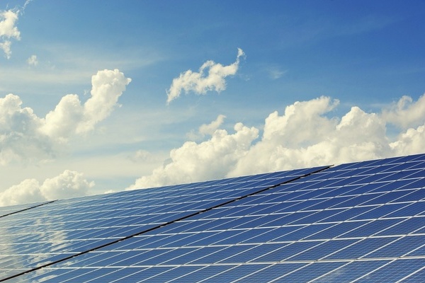Foto Photovoltaic v. pixabay