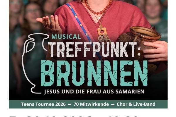 Plakat f�r das Adonia-Musical Treffpunkt Brunnen. Zu sehen ist ein M�dchen mit Headset, dass einen Krug h�lt und eine Hand ausstreckt. Im Hintergudn ist vage ein Chro zu erkennen.